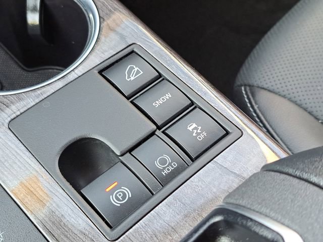 Used 2024 Toyota Highlander Platinum AWD/4WD image 21