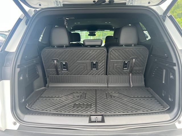 Used 2025 GMC Acadia AT4 AWD/4WD image 10