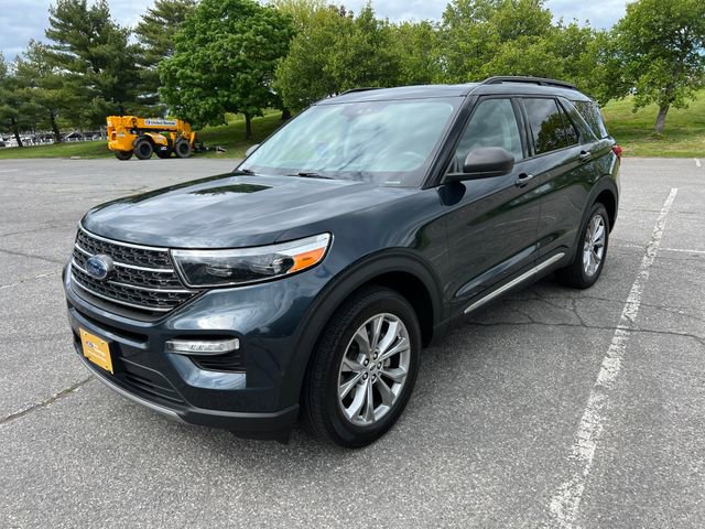 Certified 2023 Ford Explorer XLT w/ Equipment Group 202A AWD/4WD image 5