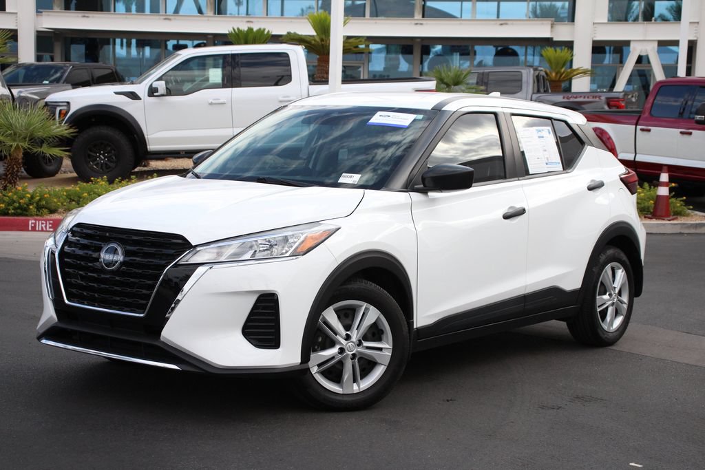 Used 2022 Nissan Kicks S FWD image 1