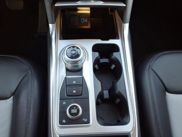 Certified 2023 Ford Explorer XLT w/ Equipment Group 202A image 16