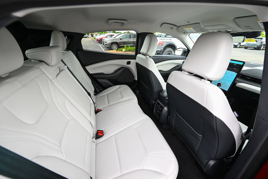 Certified 2025 Ford Mustang Mach-E Premium AWD/4WD image 27
