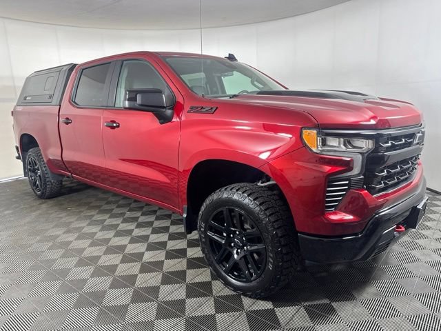 Used 2024 Chevrolet Silverado 1500 LT Trail Boss w/ Convenience Package II AWD/4WD image 1