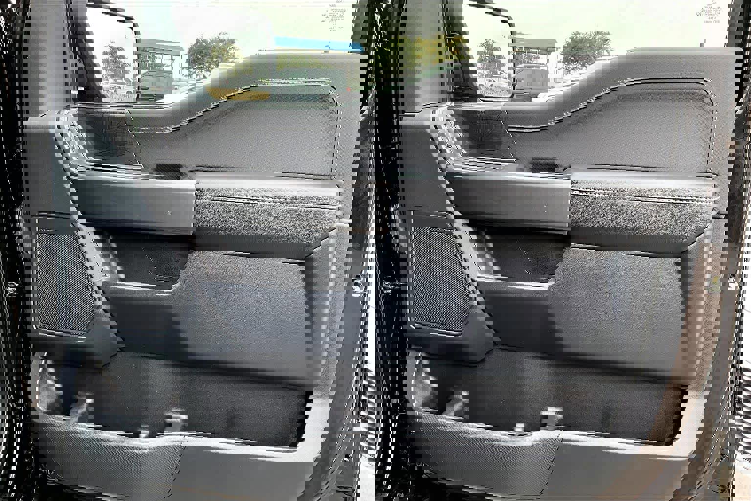 Certified 2022 Ford F150 XLT w/ Equipment Group 302A High image 23