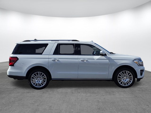 Certified 2023 Ford Expedition Max Limited RWD image 3