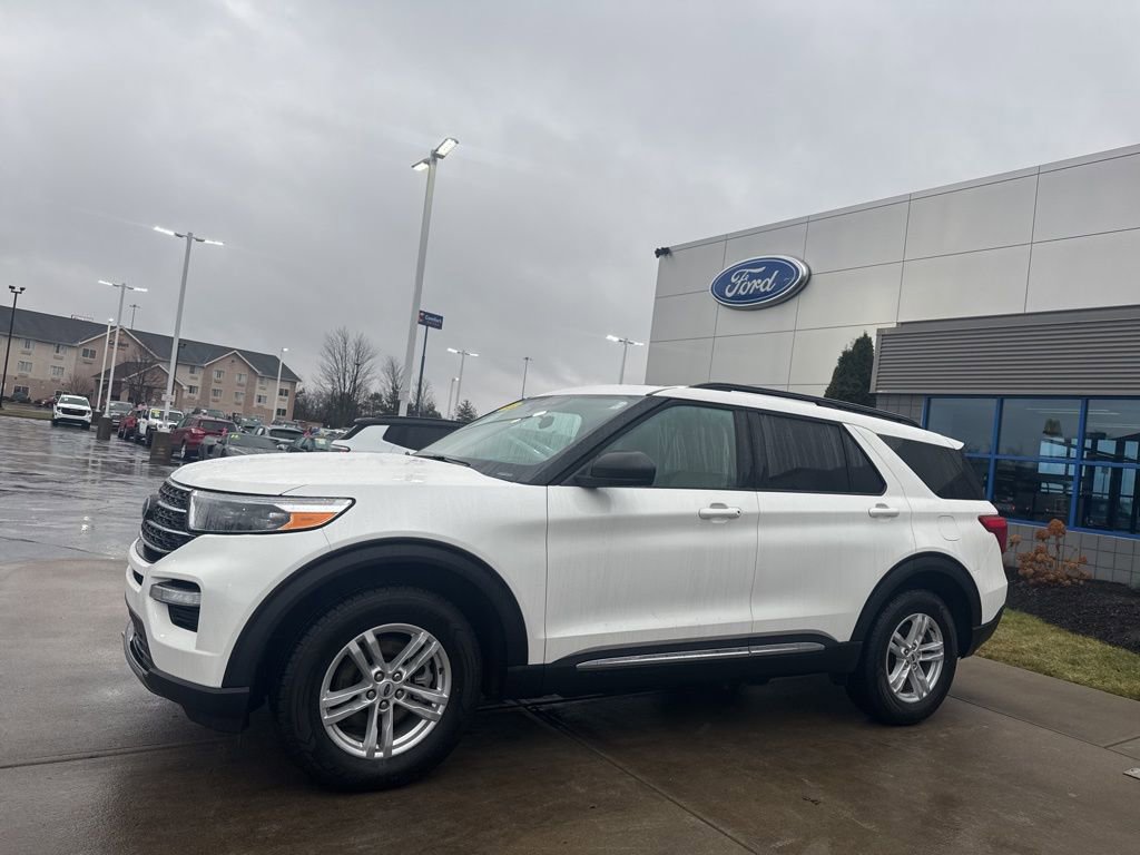 Certified 2023 Ford Explorer XLT w/ Equipment Group 202A image 6