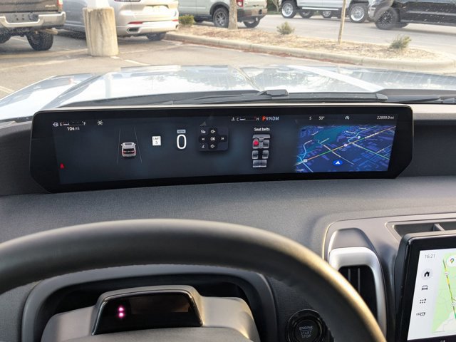 Certified 2025 Ford Expedition Active image 22