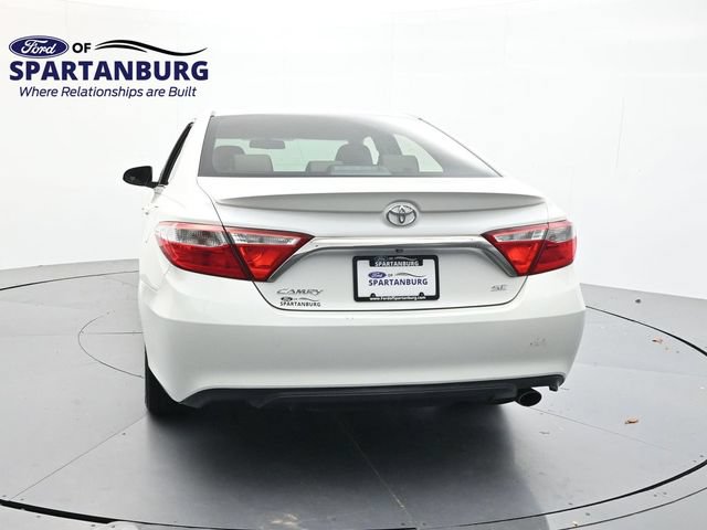 Used 2017 Toyota Camry SE FWD image 6