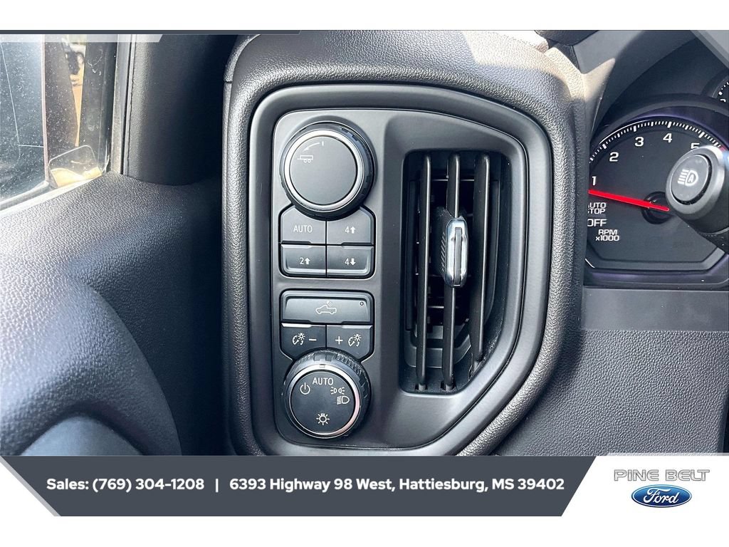 Used 2023 Chevrolet Silverado 1500 Custom Trail Boss w/ LPO, Dark Essentials Package AWD/4WD image 22