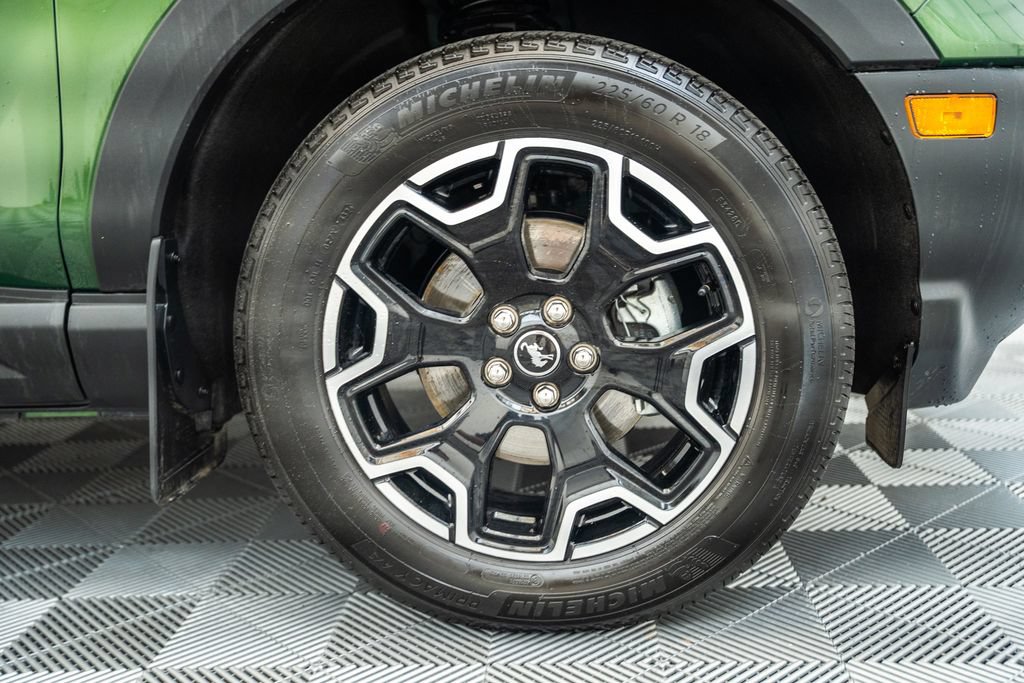 Certified 2025 Ford Bronco Sport Outer Banks w/ Outer Banks Tech Package+ AWD/4WD image 16