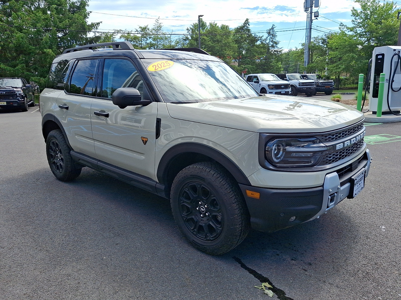 Certified 2025 Ford Bronco Sport Badlands w/ Badlands Tech Package AWD/4WD image 3