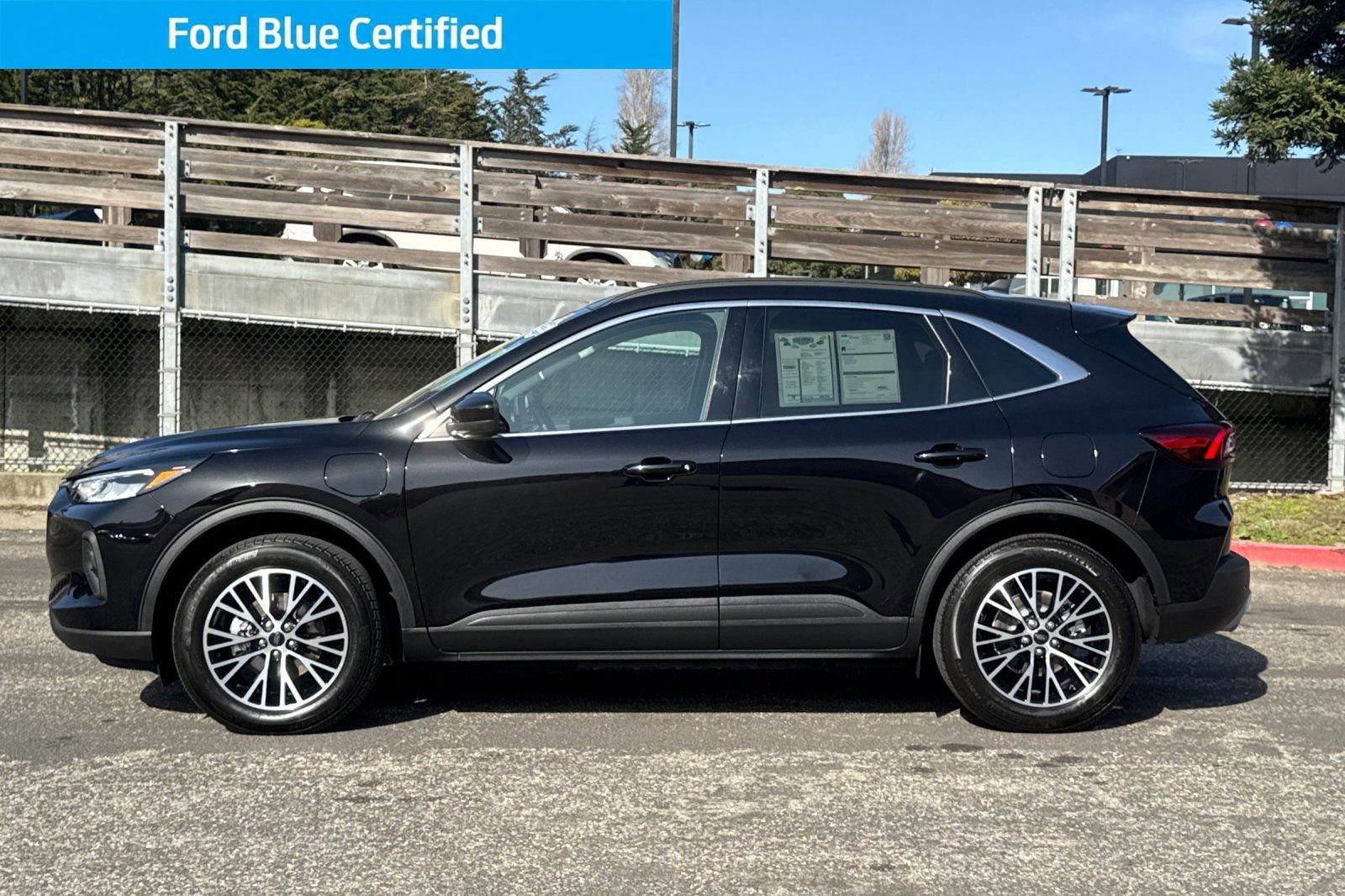 Certified 2025 Ford Escape Base image 7