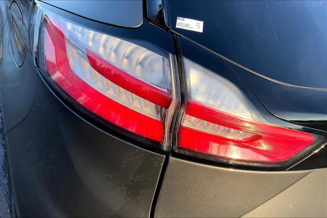 Certified 2024 Ford Edge Titanium image 27