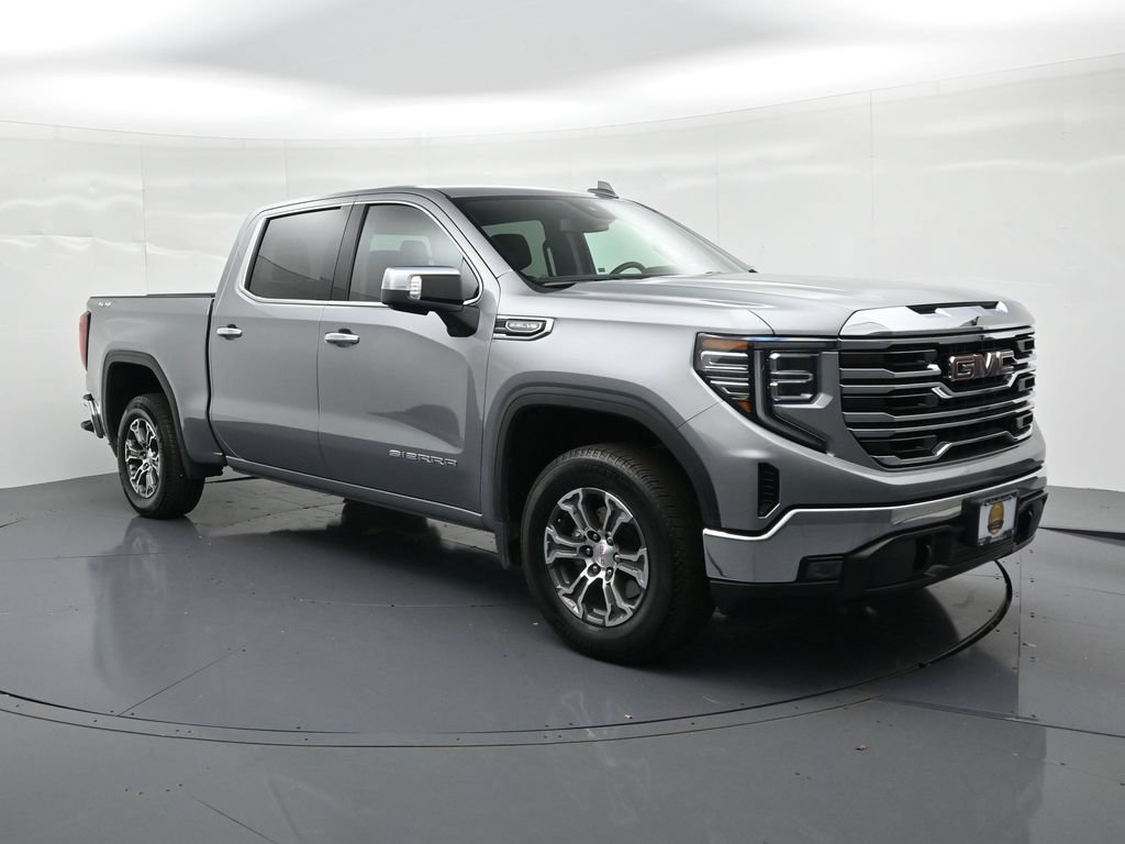 Used 2026 GMC Sierra 1500 SLT AWD/4WD image 4