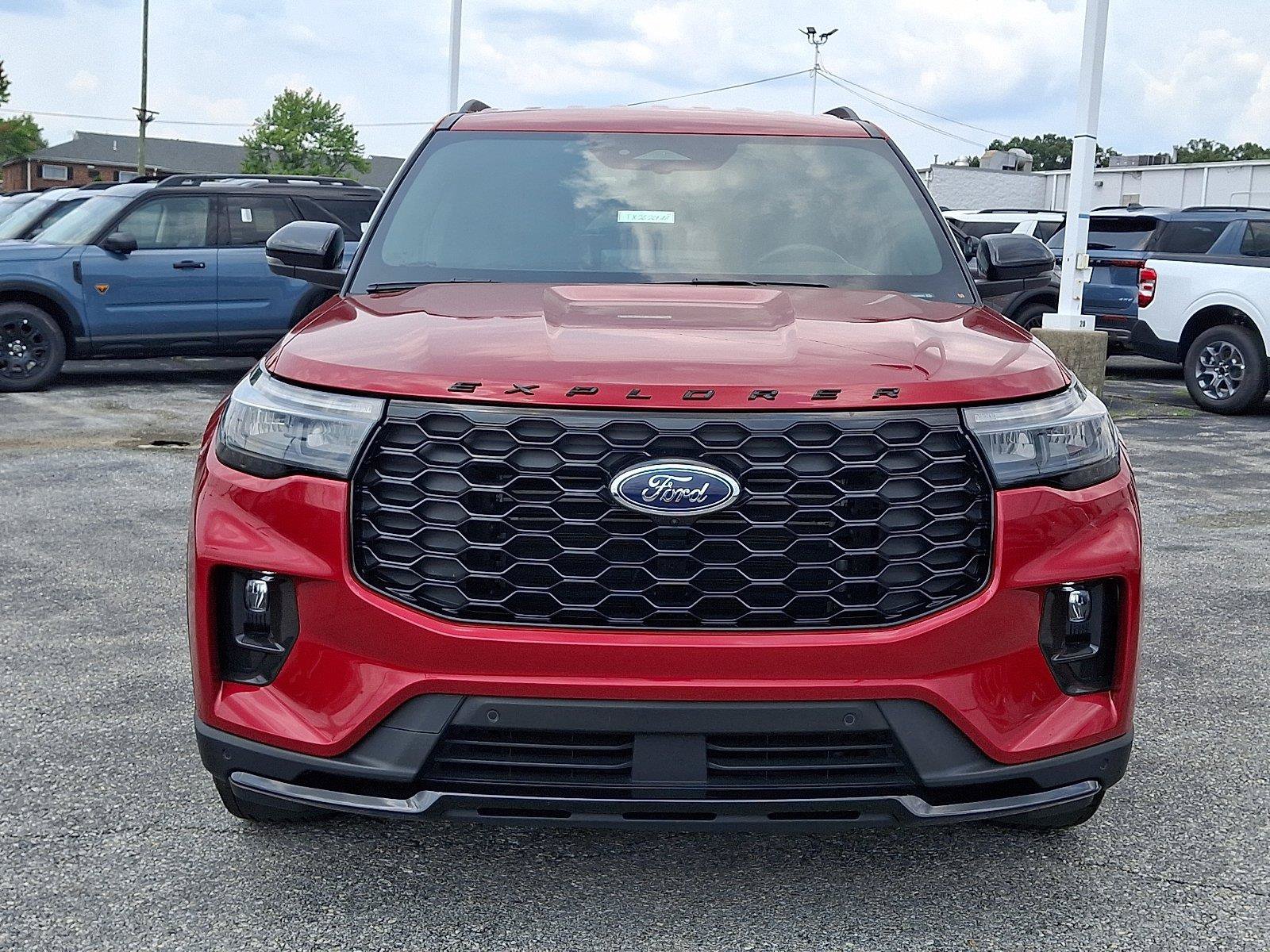 Certified 2025 Ford Explorer ST-Line AWD/4WD video 2