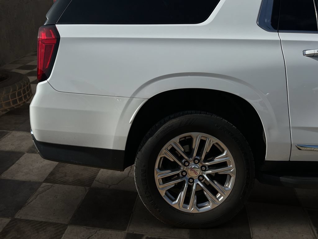 Used 2022 GMC Yukon XL SLT AWD/4WD image 8