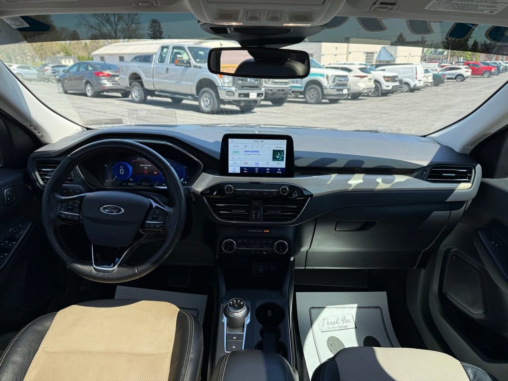 Certified 2022 Ford Escape Titanium w/ Titanium Elite Package image 15