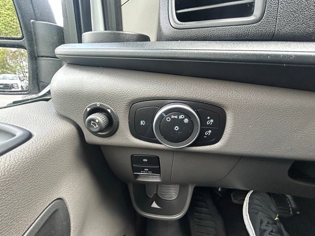 Certified 2024 Ford Transit 250 Low Roof w/ Exterior Upgrade Package RWD image 24