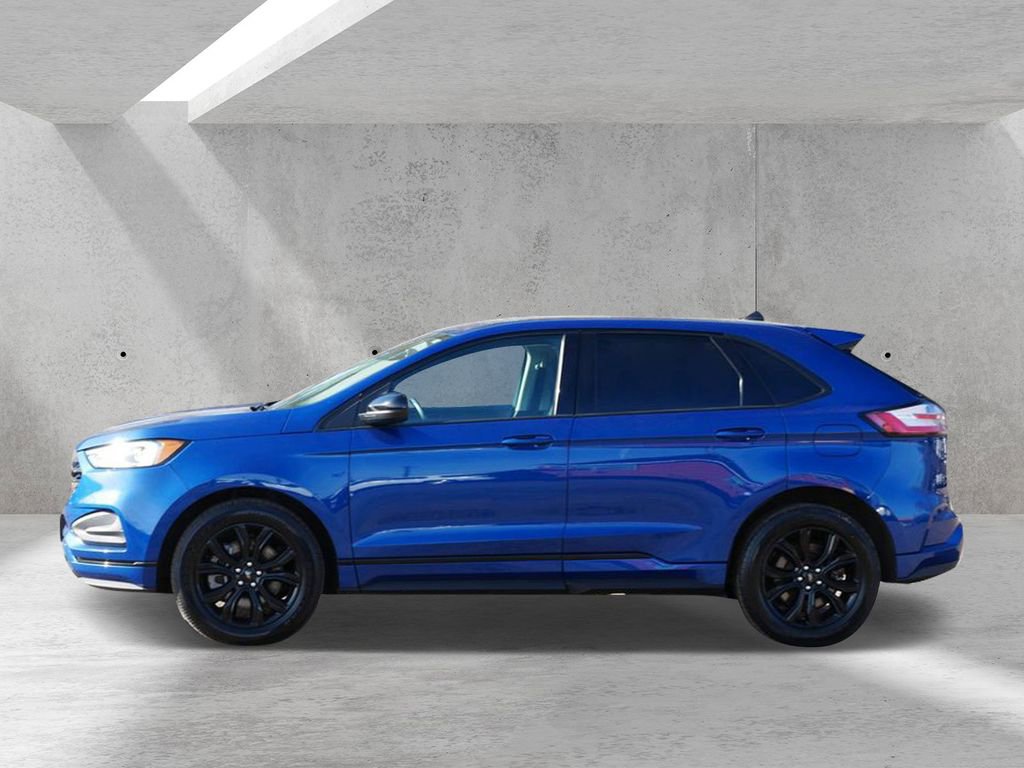 Certified 2022 Ford Edge SE w/ Black Appearance Package AWD/4WD image 5
