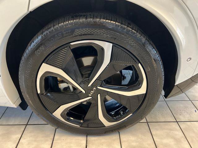 Used 2024 Kia EV6 GT-Line AWD/4WD image 27