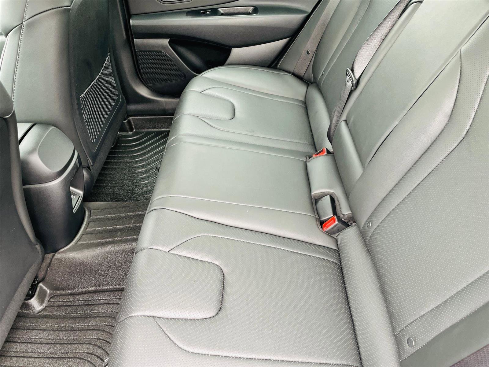 Used 2025 Hyundai Elantra Limited FWD image 70