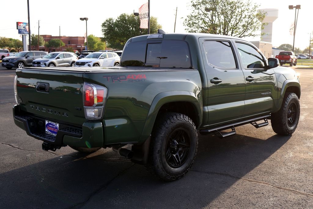 Used 2022 Toyota Tacoma TRD Sport AWD/4WD image 13