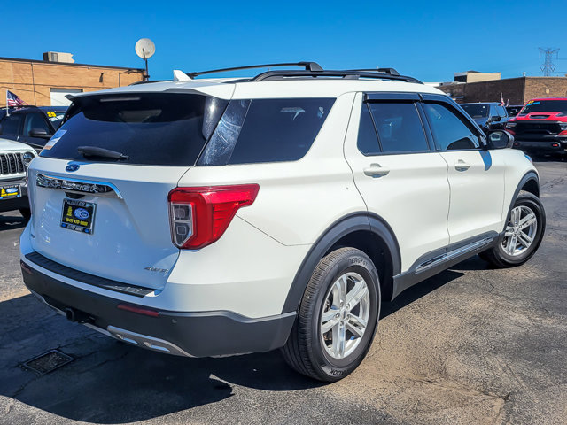 Certified 2023 Ford Explorer XLT w/ Equipment Group 202A image 6