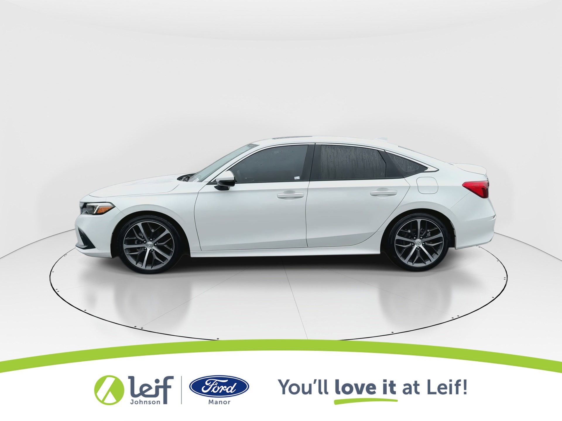 Used 2024 Honda Civic Touring image 5