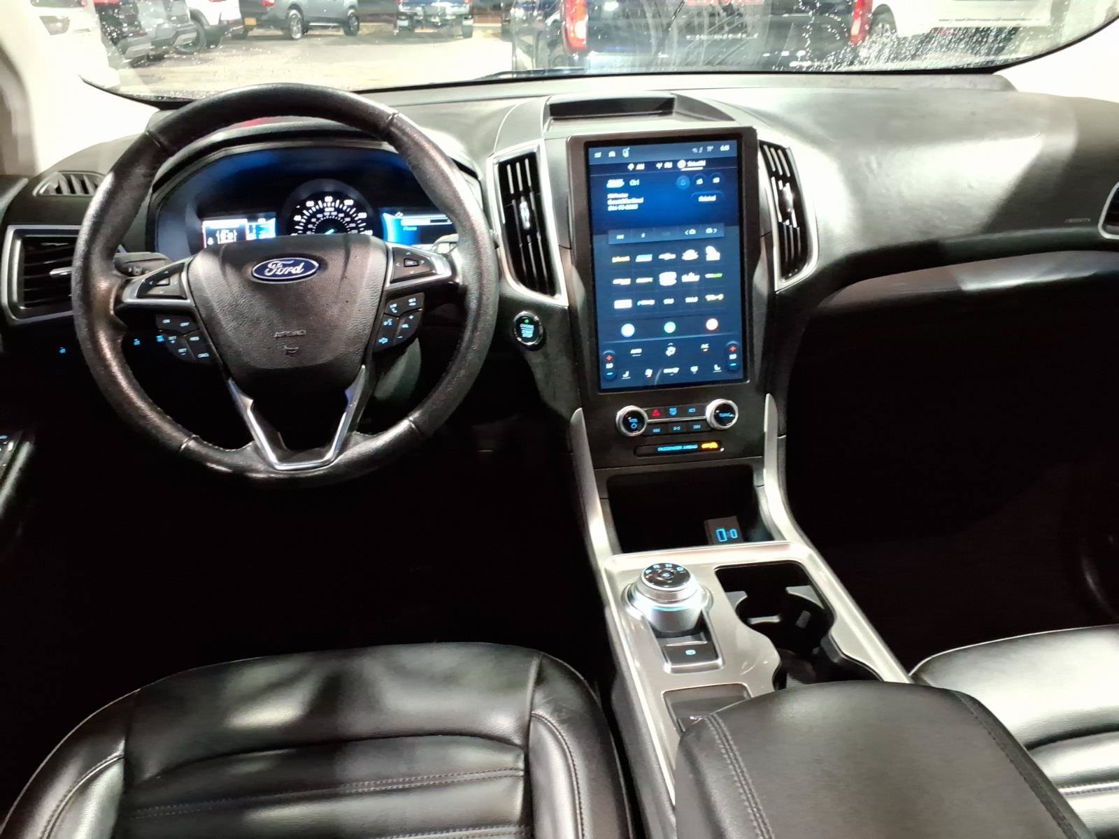 Certified 2024 Ford Edge SEL AWD/4WD image 12
