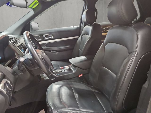 Certified 2017 Ford Explorer XLT w/ Equipment Group 202A AWD/4WD image 12