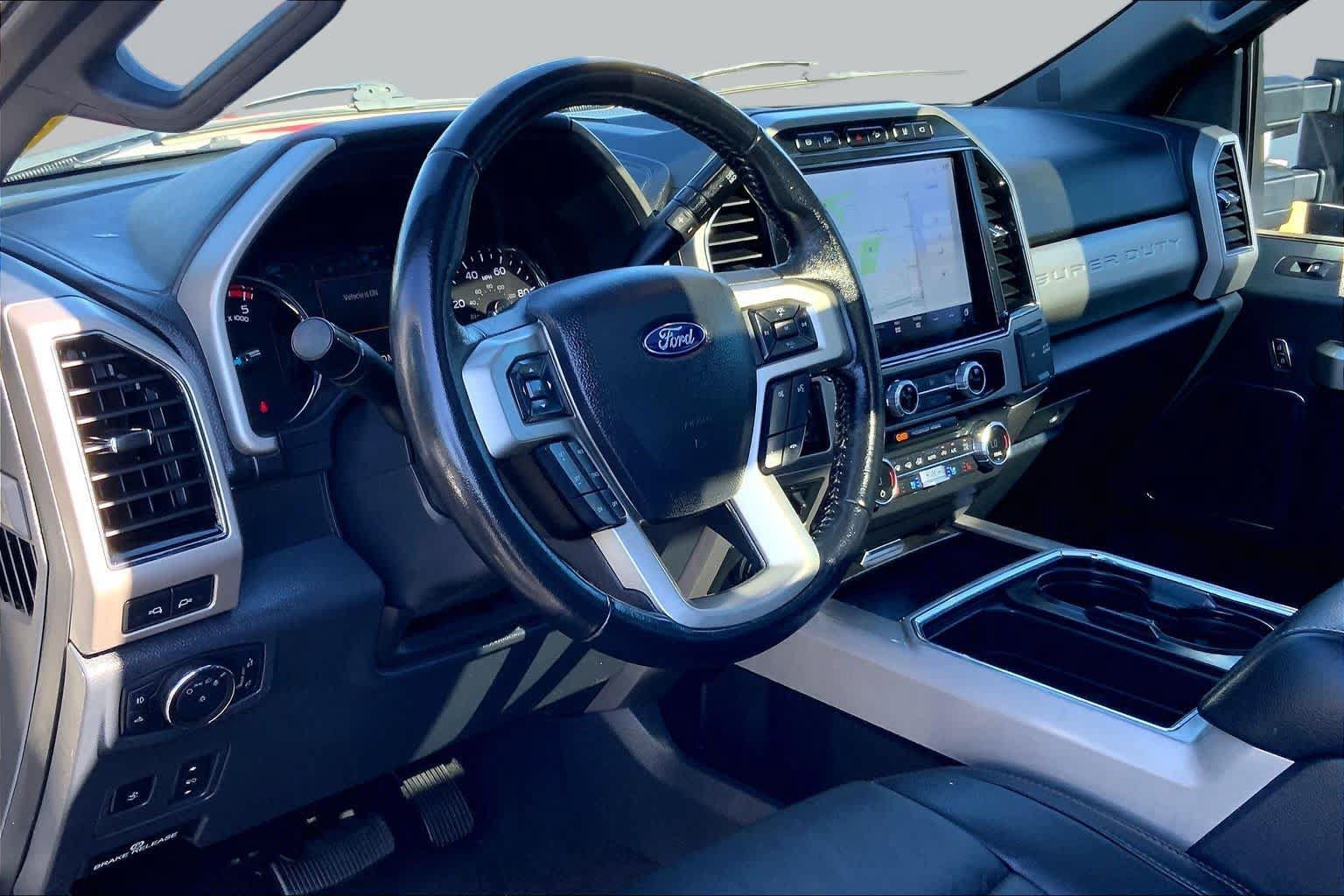 Certified 2022 Ford F250 Lariat w/ Lariat Ultimate Package AWD/4WD image 16
