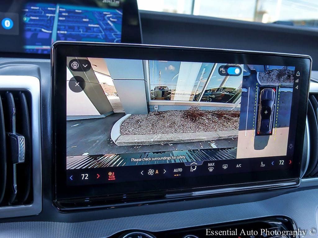 Certified 2025 Ford Expedition Active AWD/4WD image 20