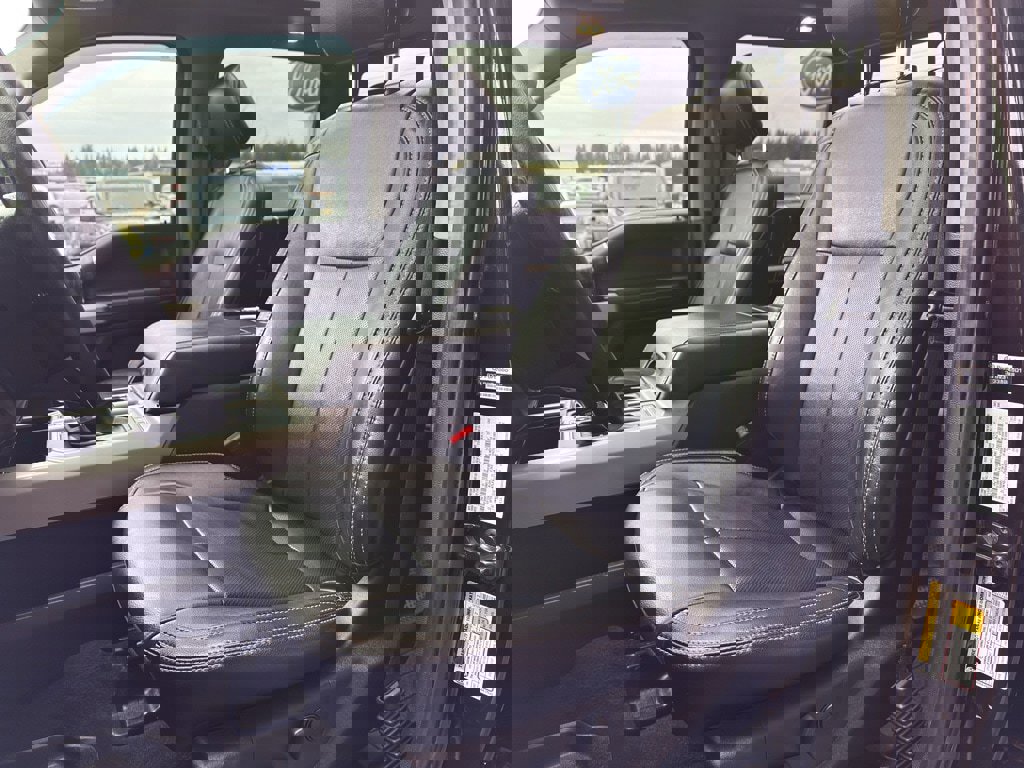 Certified 2020 Ford F150 Lariat w/ Equipment Group 502A Luxury image 16