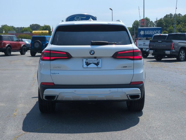 Used 2022 BMW X5 xDrive40i w/ Parking Assistance Package AWD/4WD image 5
