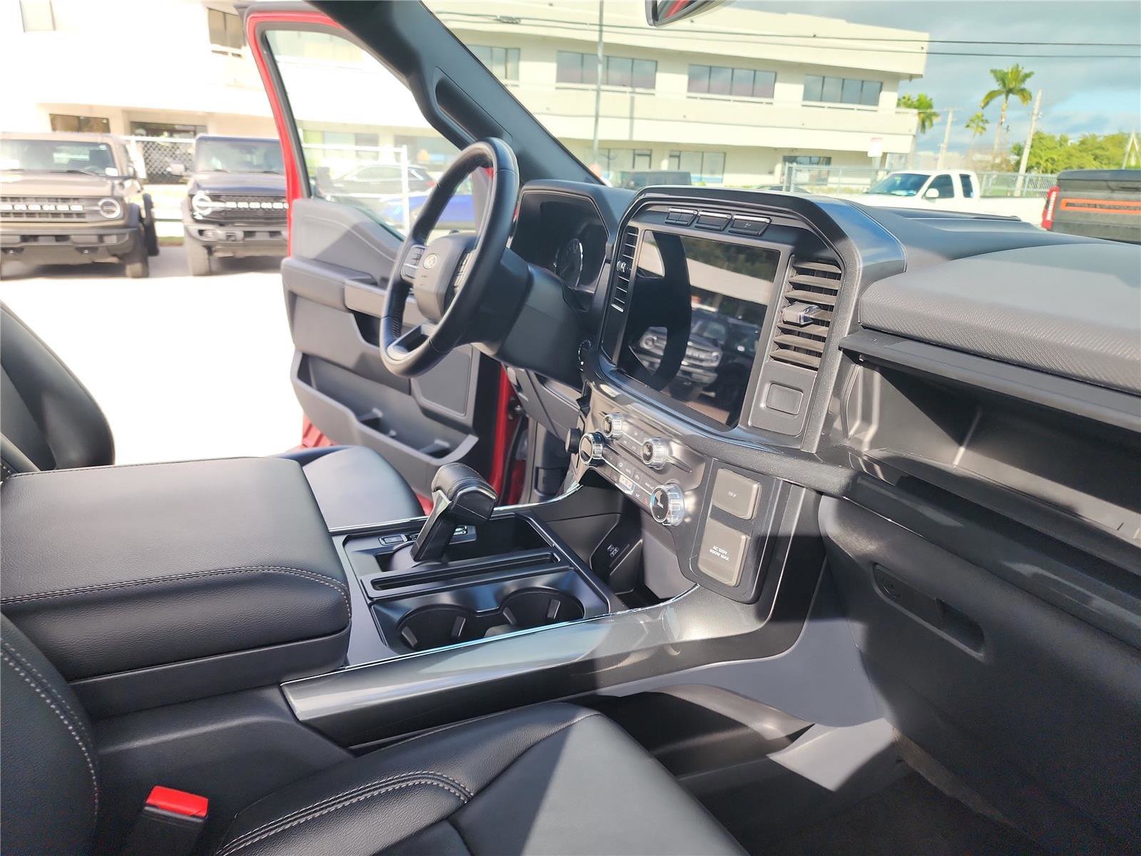 Certified 2022 Ford F150 XLT w/ Equipment Group 302A High image 28