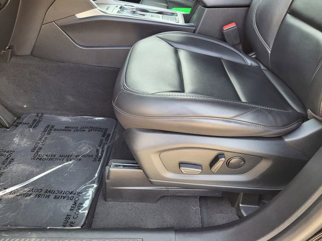 Certified 2022 Ford Explorer XLT w/ Equipment Group 202A RWD image 24
