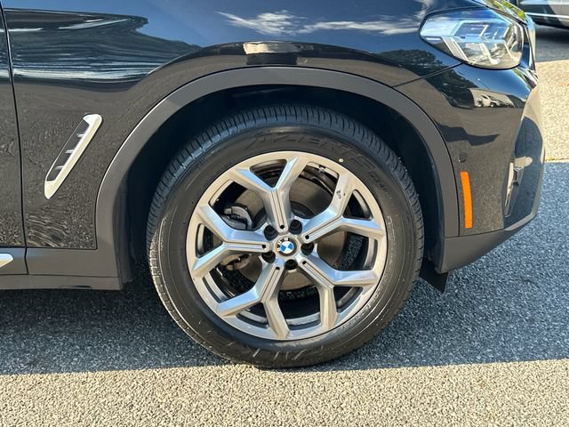 Used 2024 BMW X4 xDrive30i w/ Parking Assistance Package AWD/4WD image 14