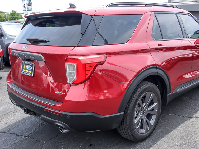 Certified 2023 Ford Explorer XLT w/ Equipment Group 202A AWD/4WD image 7