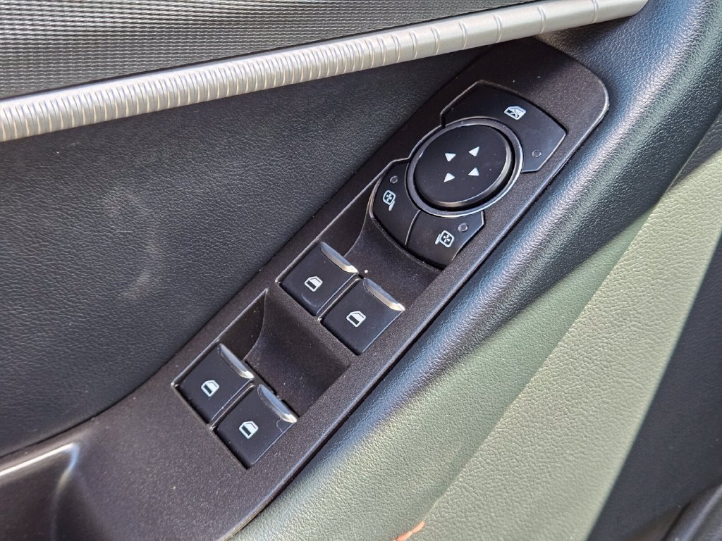 Certified 2025 Ford Explorer ST-Line AWD/4WD image 19