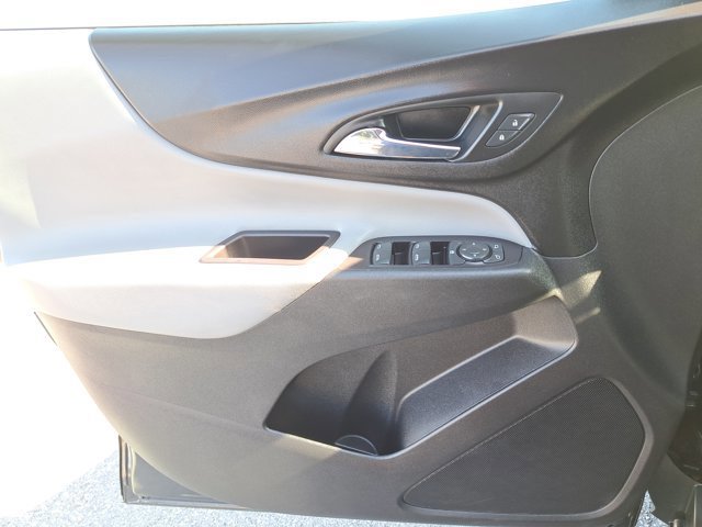 Used 2020 Chevrolet Equinox LS image 22