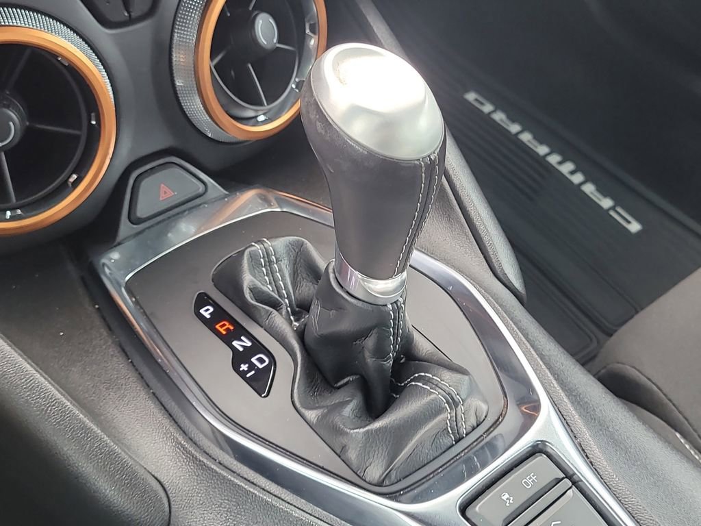Used 2023 Chevrolet Camaro LT w/ Technology Package RWD image 20
