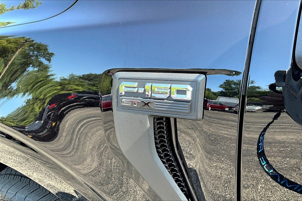 Certified 2025 Ford F150 STX w/ Equipment Group 200A AWD/4WD image 27