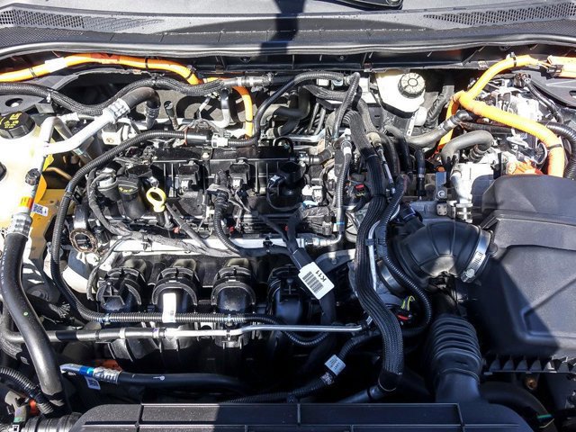 Certified 2021 Ford Escape SEL image 31