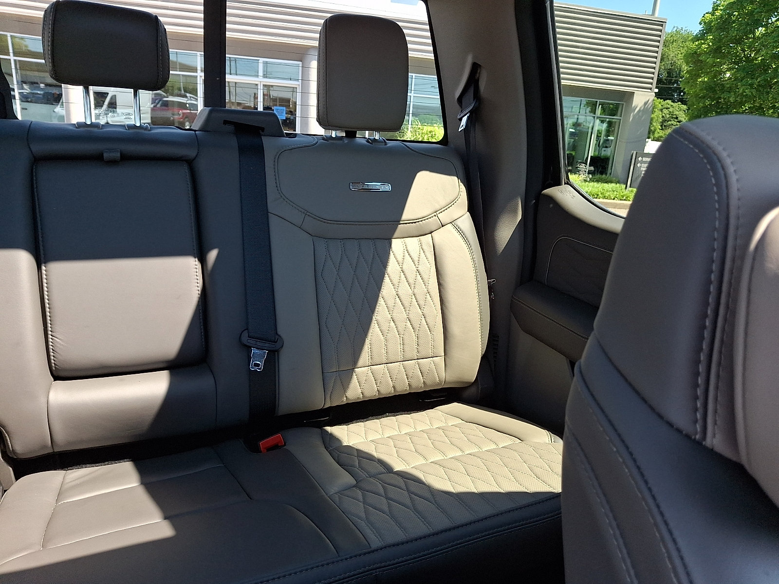 Certified 2025 Ford F450 Platinum w/ Platinum Plus Package AWD/4WD image 19