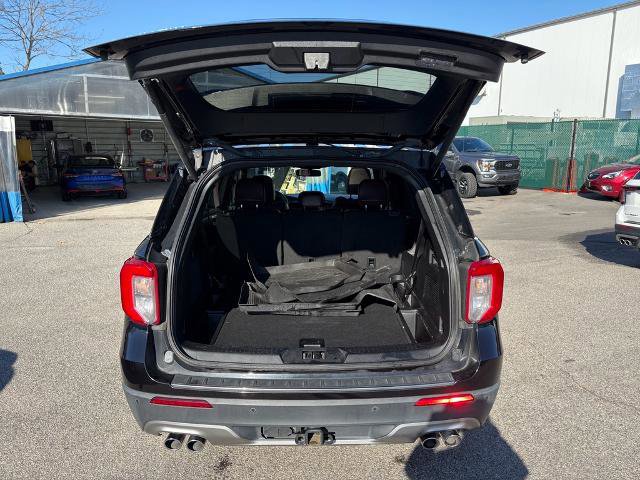 Certified 2020 Ford Explorer Platinum w/ Premium Technology Package image 9