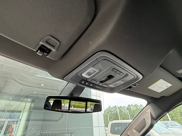 Used 2021 Chevrolet Silverado 1500 RST w/ Texas Edition Plus AWD/4WD image 33