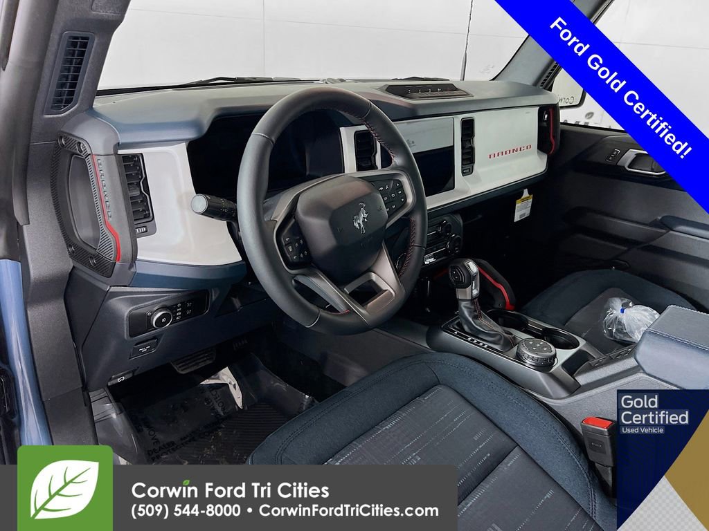 Certified 2025 Ford Bronco Heritage Edition image 3