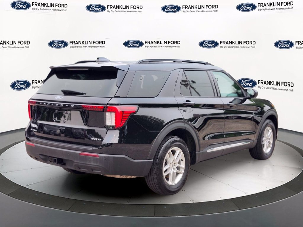 Certified 2025 Ford Explorer Active AWD/4WD image 5