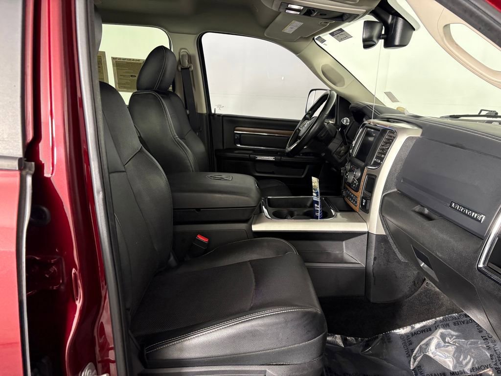 Used 2017 RAM 2500 Laramie w/ Sport Appearance Group image 33