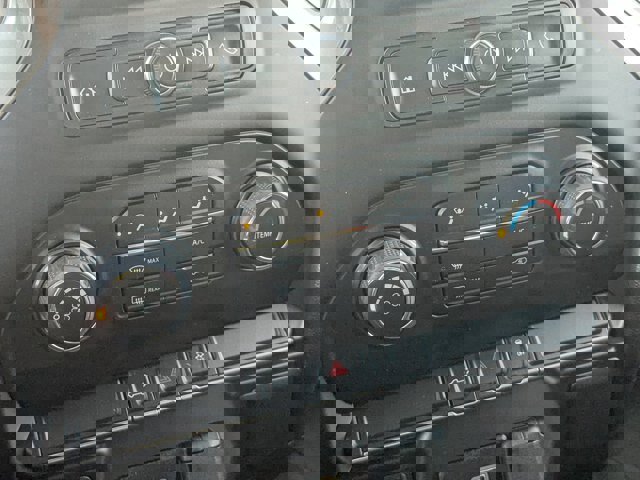 Used 2022 Chevrolet Silverado 2500 Custom w/ Custom Value Package image 22